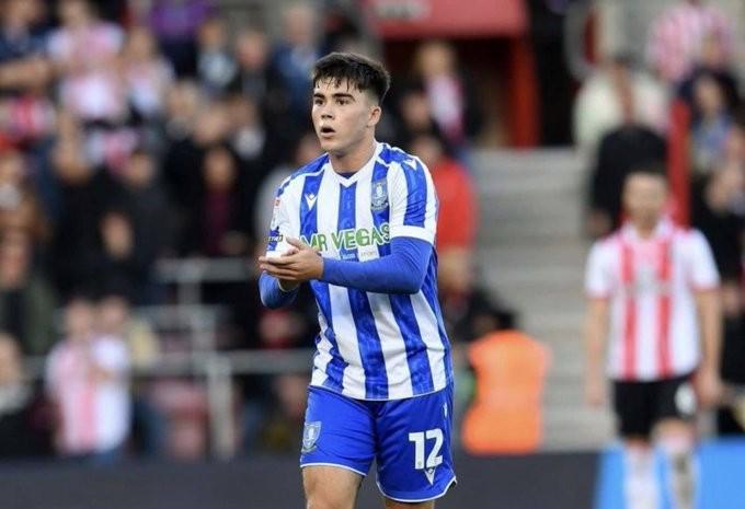 开云官网-罗马诺：曼联小将阿马斯纯租借加盟诺维奇的交易已敲定